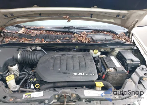 2013 Dodge Grand Caravan Sxt from USA, damaged, VIN 2C4RDGCG9DR624582